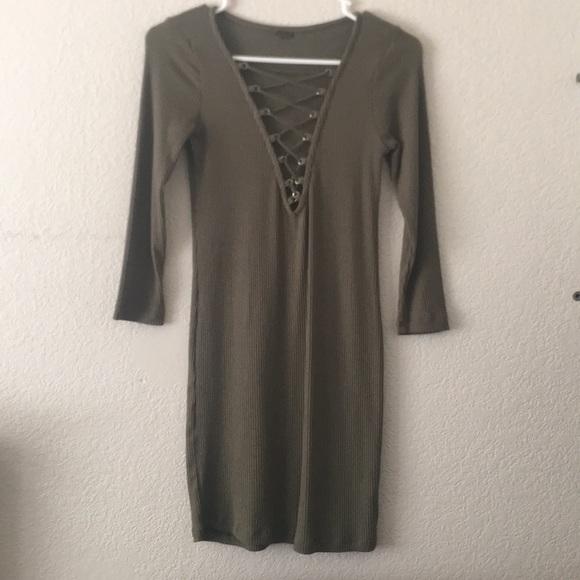 Poof! Dresses & Skirts - 4 for 16$ Long sleeve dress